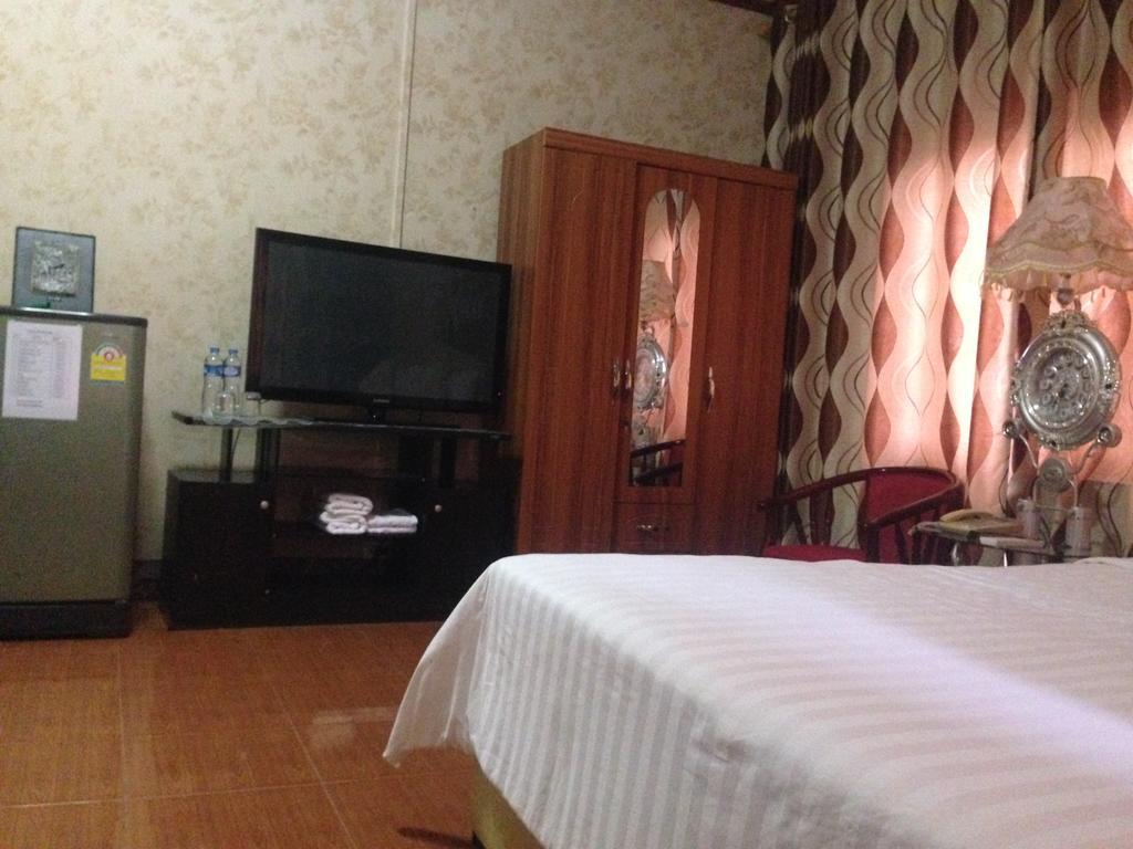Mekong Sunshine Hotel Vientiane Buitenkant foto