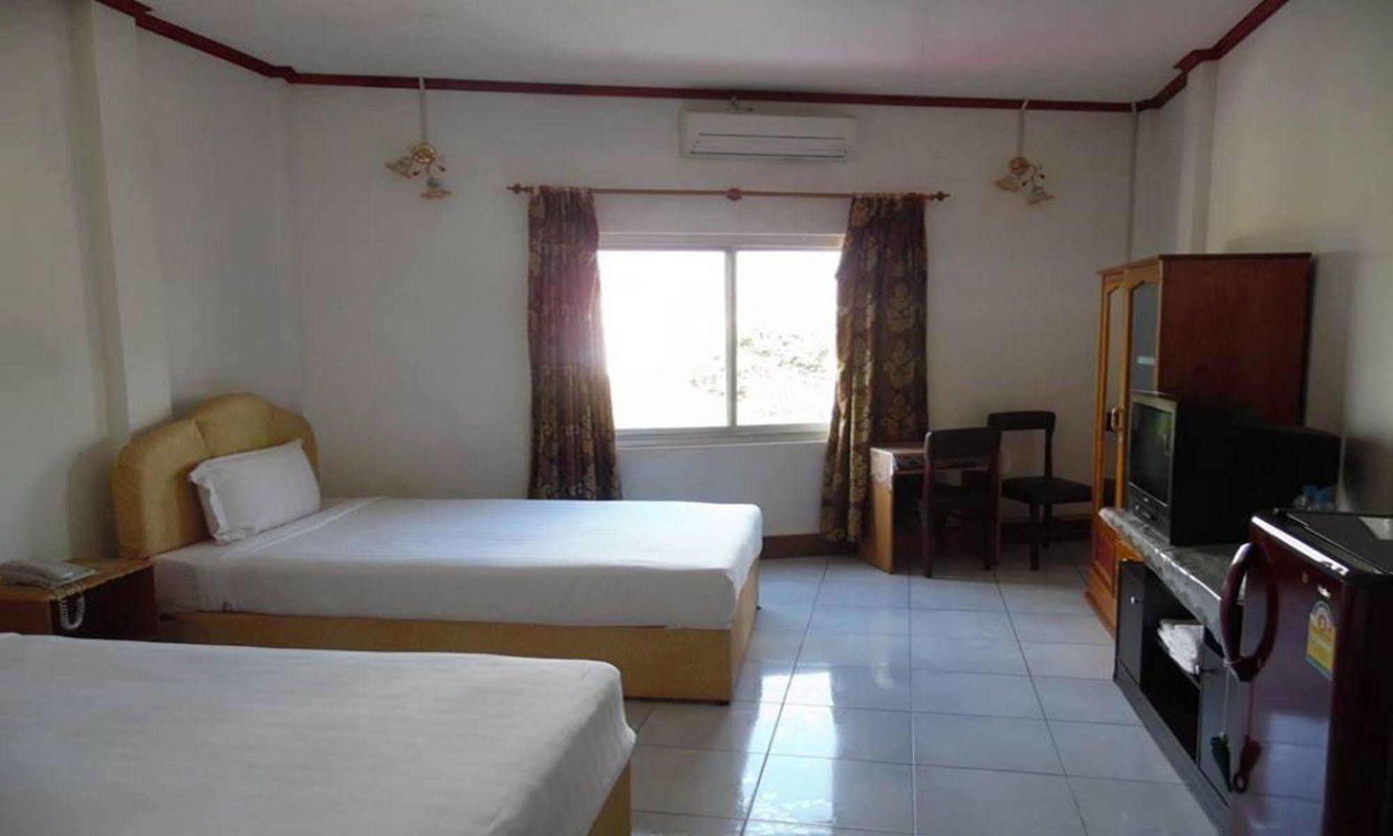 Mekong Sunshine Hotel Vientiane Buitenkant foto