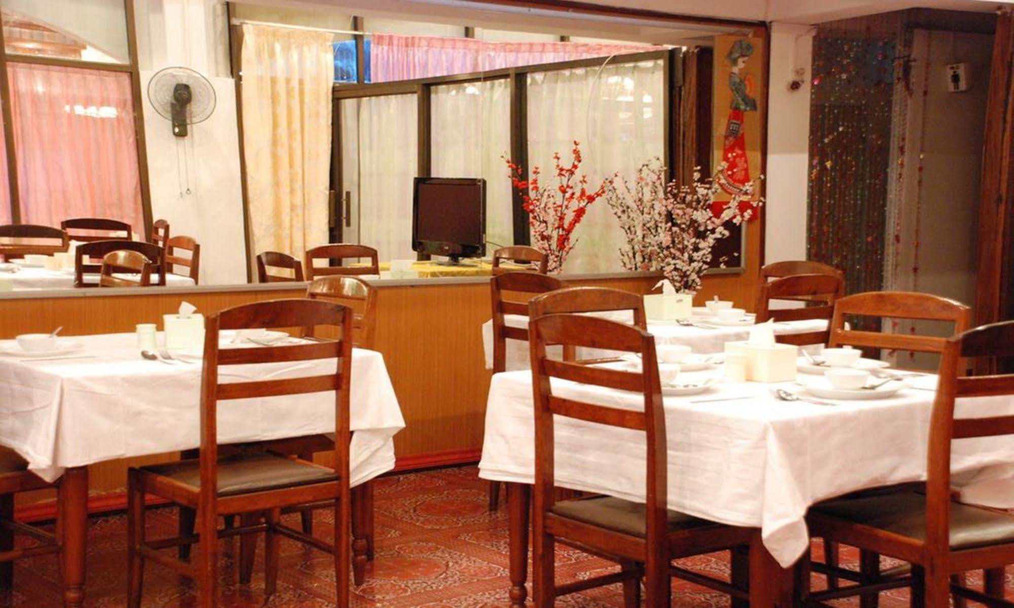 Mekong Sunshine Hotel Vientiane Buitenkant foto